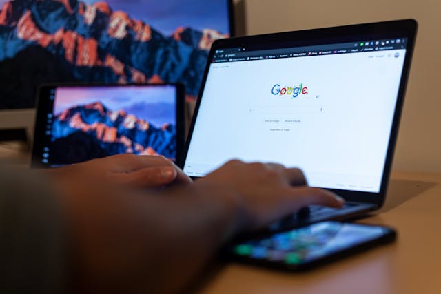 Creación de artículos para páginas web que posicionan en Google y generan clientes